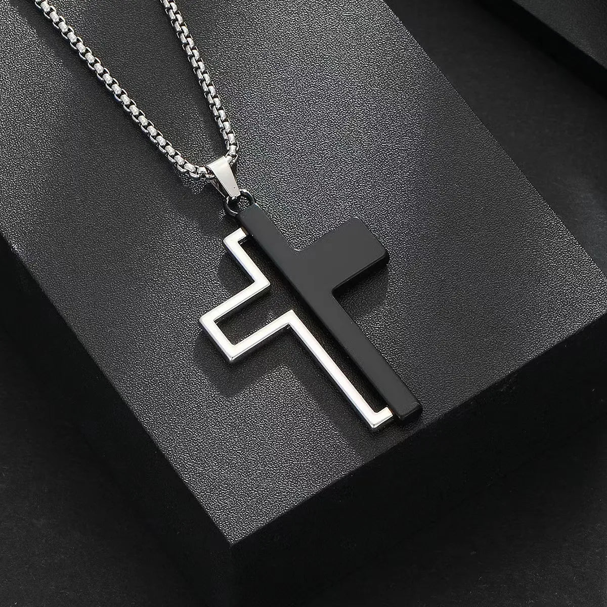 Colorful gemstone necklaces for women -Simple Style Classic Style Cross Alloy Plating Men'S Pendant Necklace