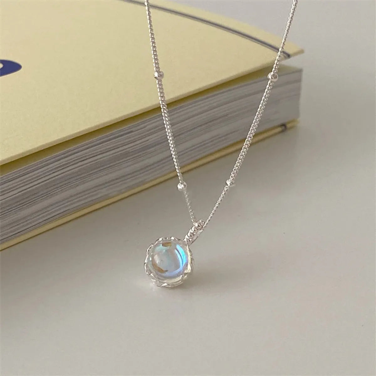 Platinum necklaces for women -Simple Style Round Sterling Silver Moonstone Pendant Necklace In Bulk