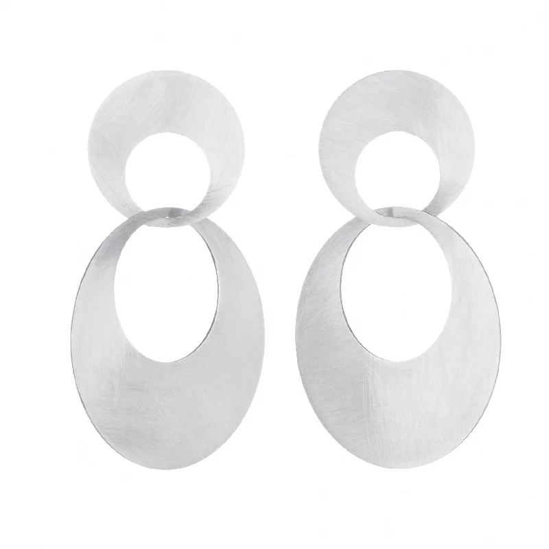 Long drop earrings for women -Interlocking Circle Earrings