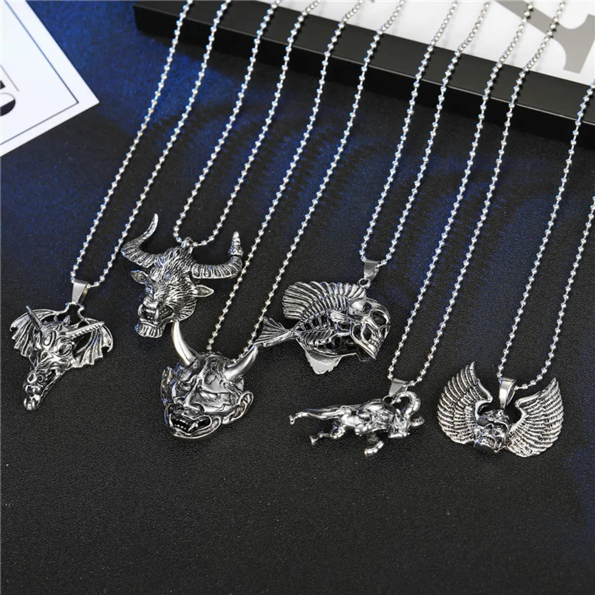 Dainty necklaces for women -Personalized Men'S Necklace Punk Hip Hop Skull Wings Goat Animal Pendant Alloy Necklace