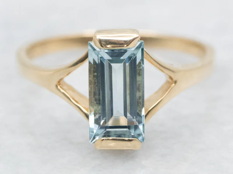 Diamond rings for women -Yellow Gold Aquamarine Solitaire Ring