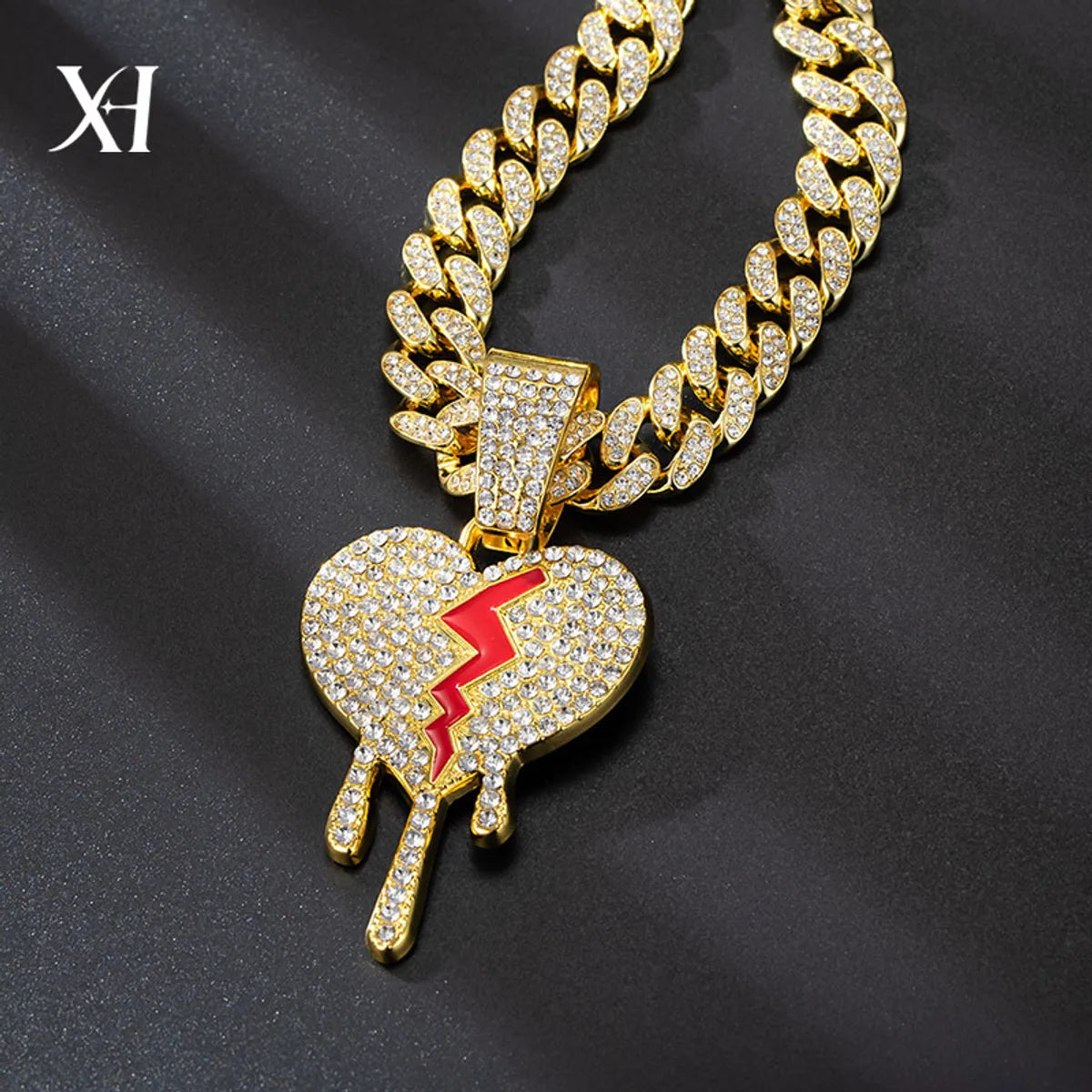 Heart pendant necklaces for women -Hip-Hop Heart Shape Zinc Alloy Rhinestones Unisex Pendant Necklace