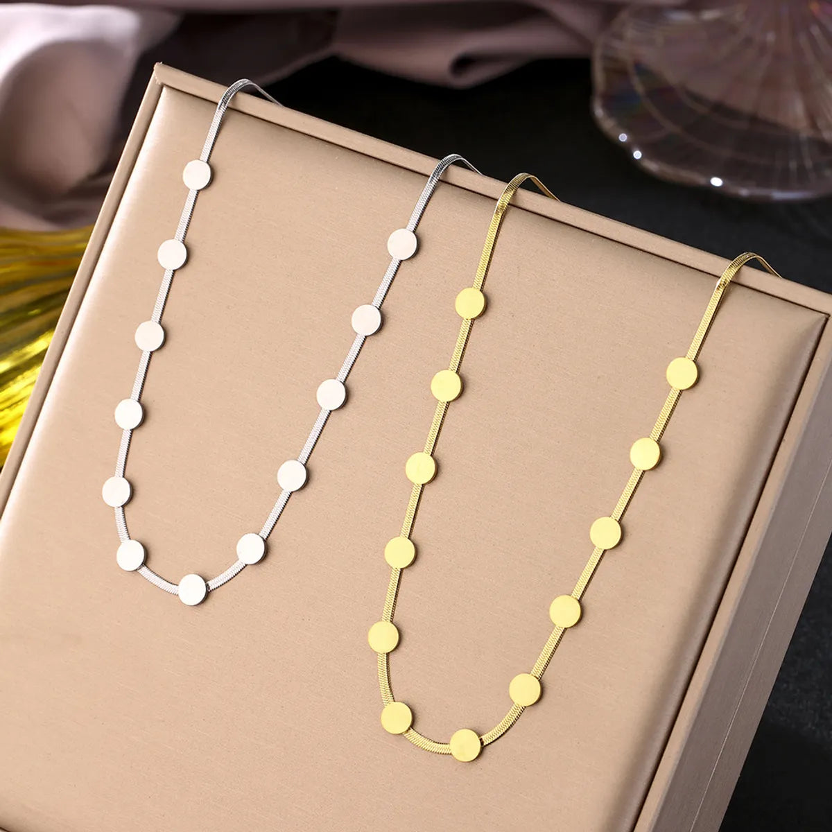 Classic chain necklaces for women -Casual Simple Style Round Titanium Steel Plating 18k Gold Plated Necklace