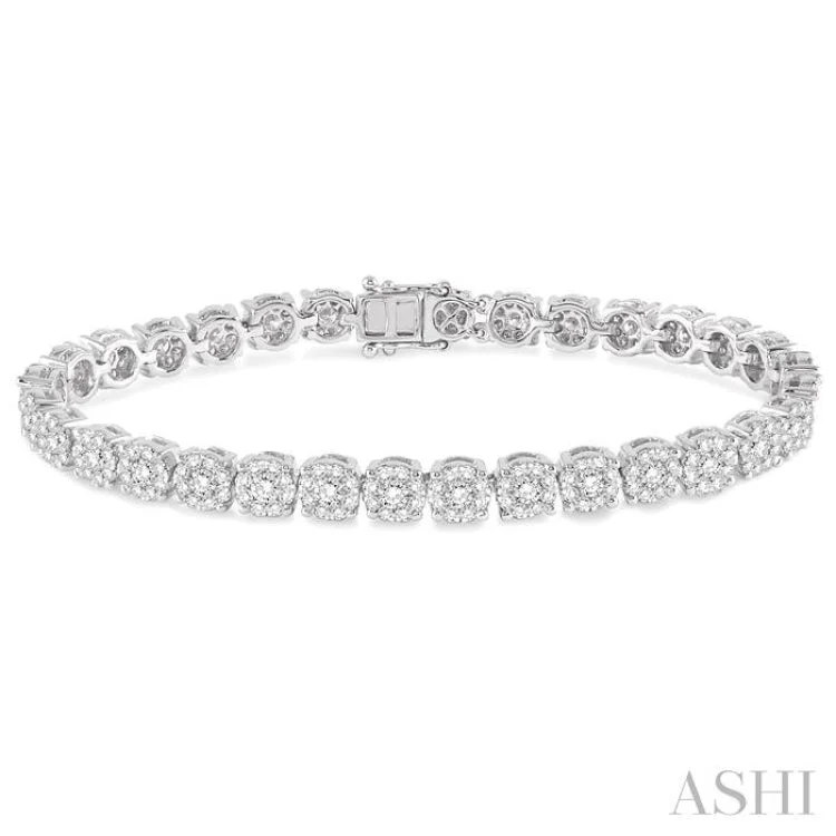 Unique bracelets for women -5 Ctw Round Cut Diamond Lovebright Bracelet in 14K White Gold