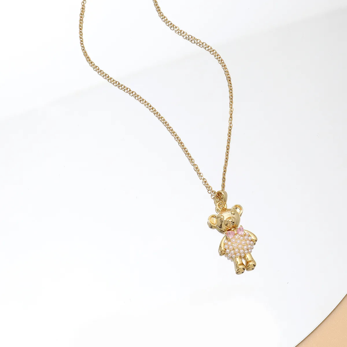 Long pendant necklaces for women -Wholesale Cute Sweet Little Bear Copper Plating Inlay 18K Gold Plated Artificial Pearls Zircon Pendant Necklace